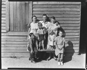 Walker Evans, The Burroughs Family, Hale County, Alabama, Metropolitan Museum of Art