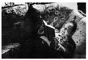 Robert Frank, Zero Mostel Reads a Book